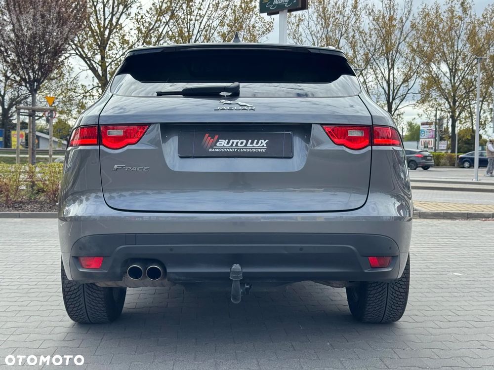 Jaguar F-Pace 20d AWD R-Sport - 18