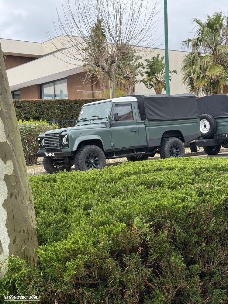 Land Rover Defender 110 SE - 6