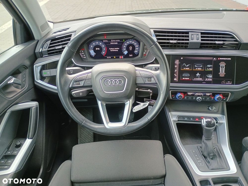 Audi Q3 - 16