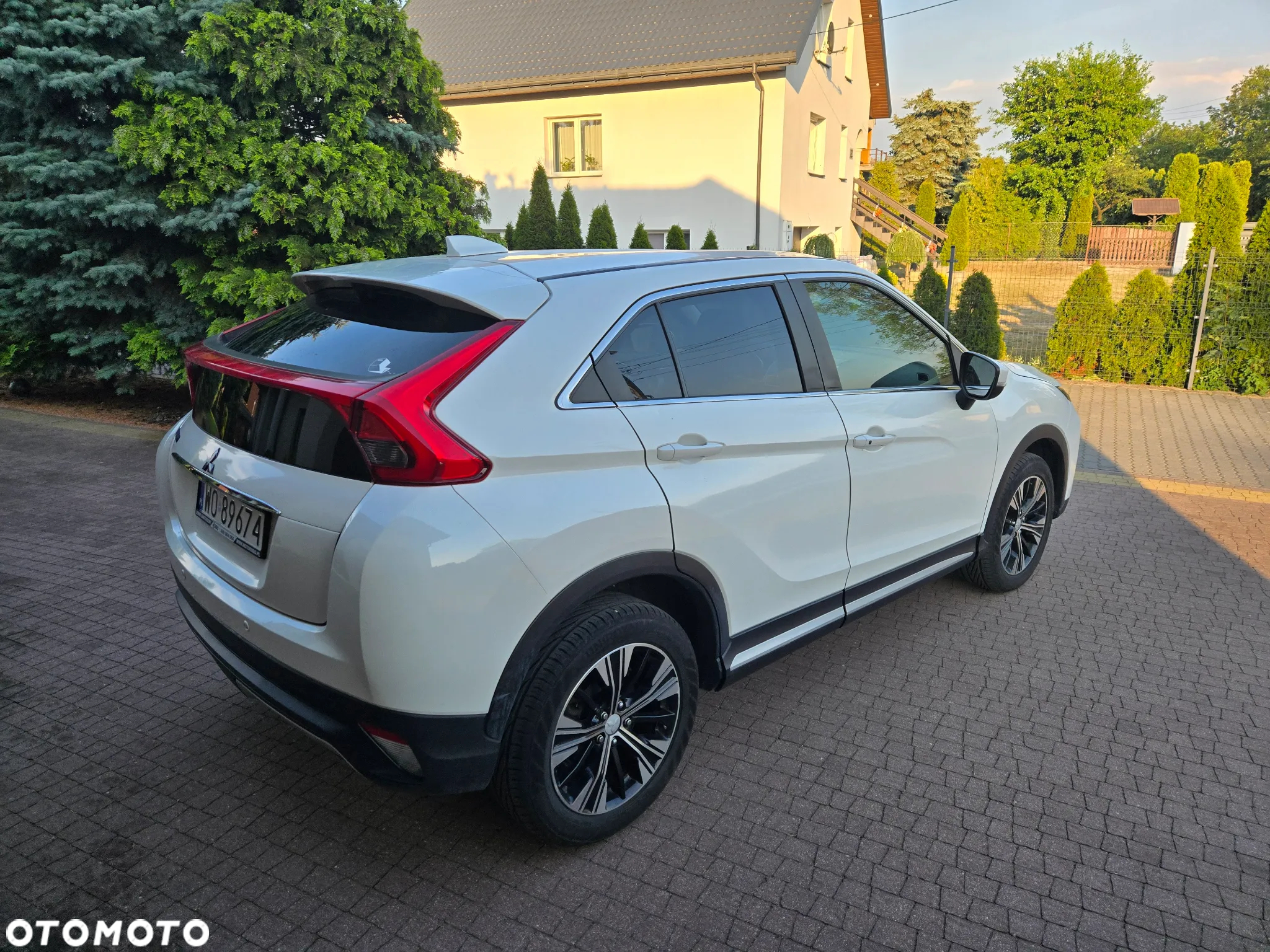 Mitsubishi Eclipse Cross 1.5 T GPF Intense Pro CVT 4WD - 6