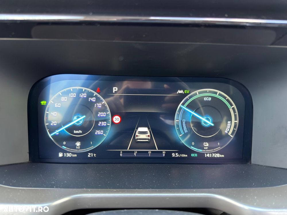 Kia Sorento 1.6 T-GDI HEV 6AT 4x2 7P Premium - 9