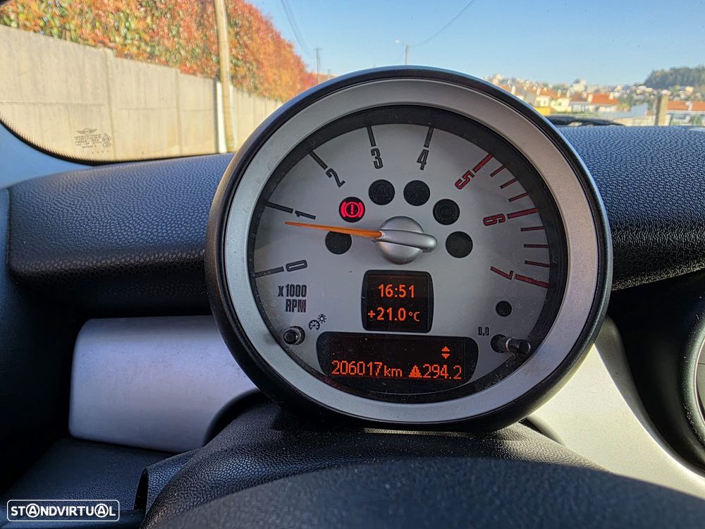 MINI 3 Portas Cooper D - 10