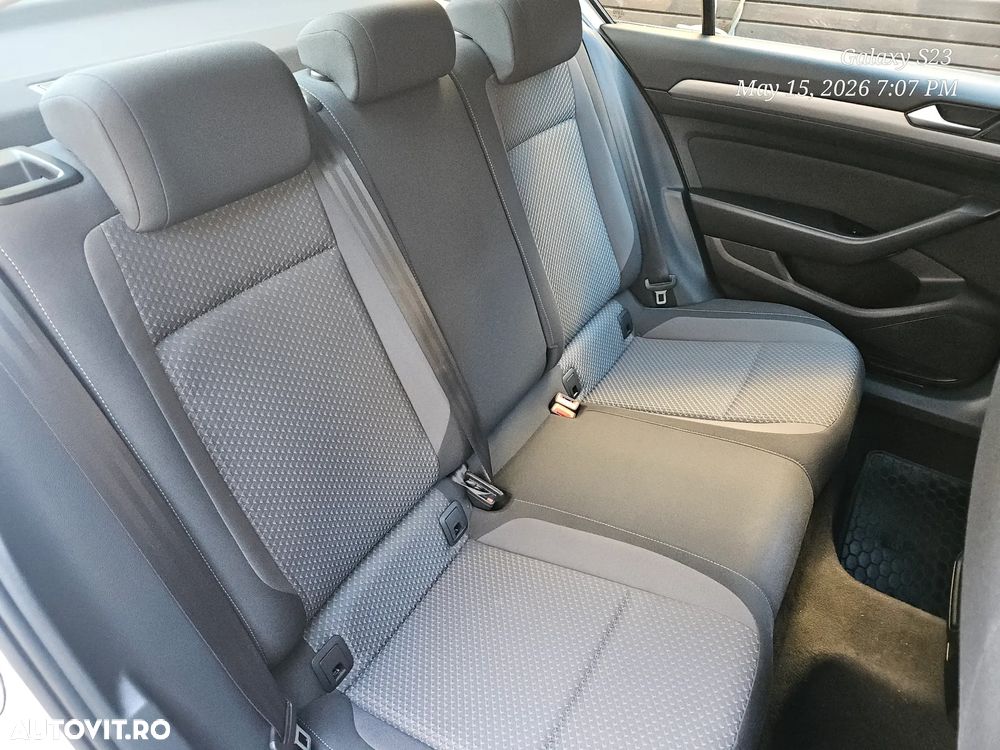Volkswagen Passat 1.5 TSI ACT Trendline - 9