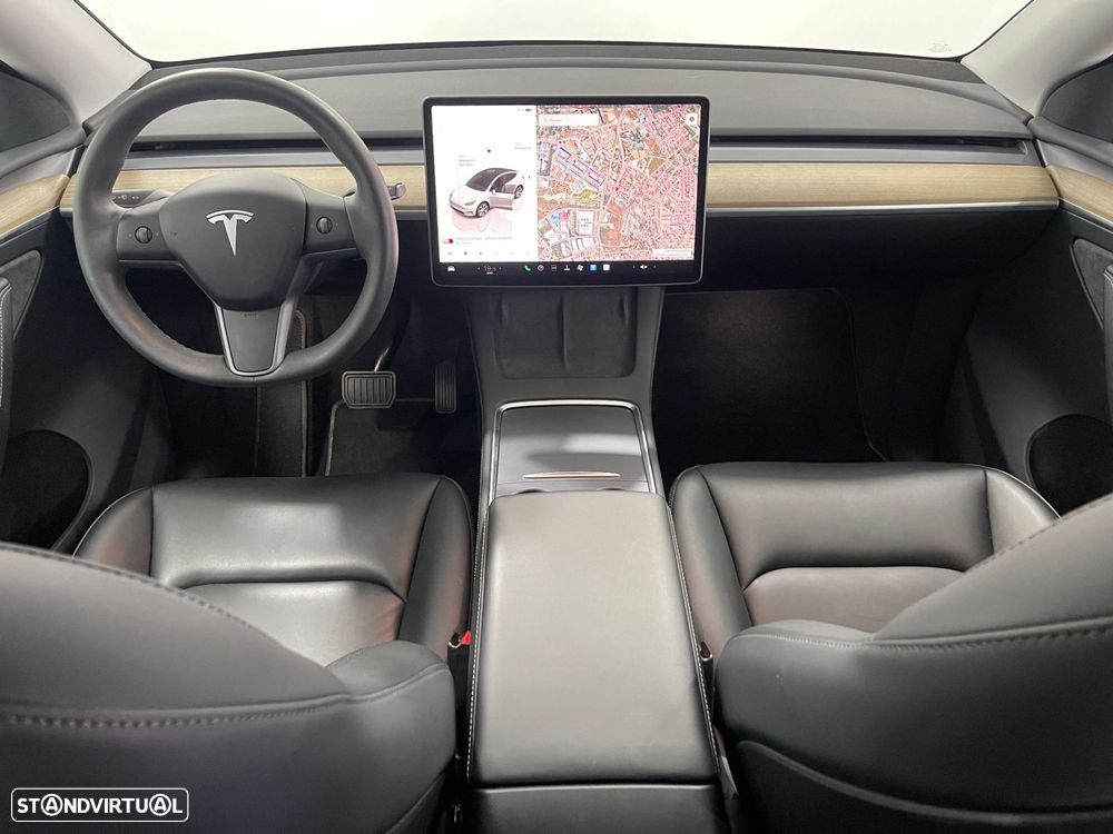 Tesla Model Y RWD - 5