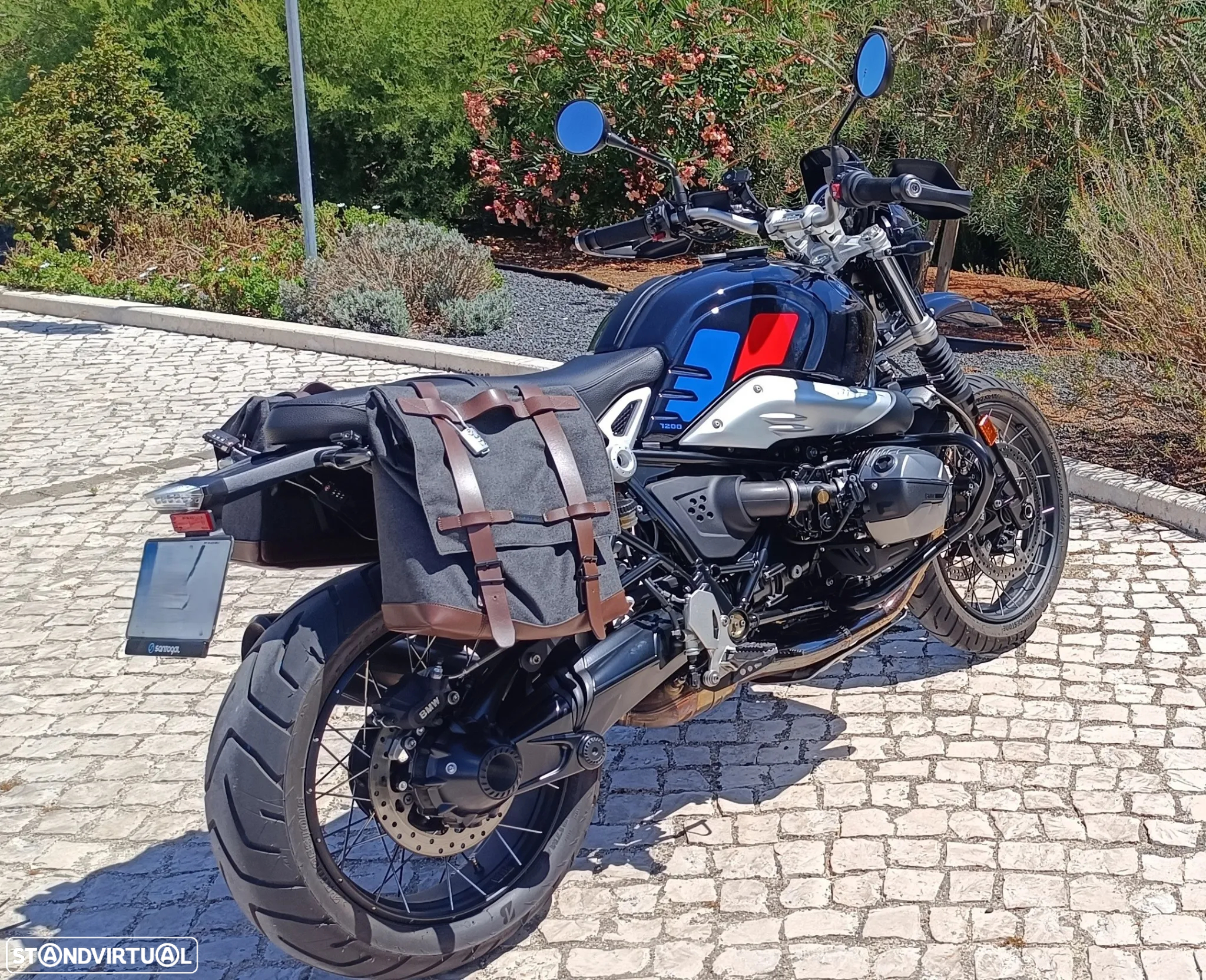 BMW R nineT Urban GS - 4