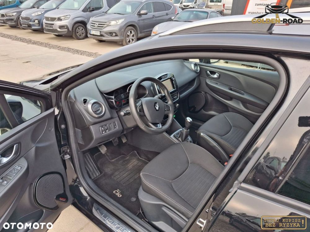 Renault Clio - 10