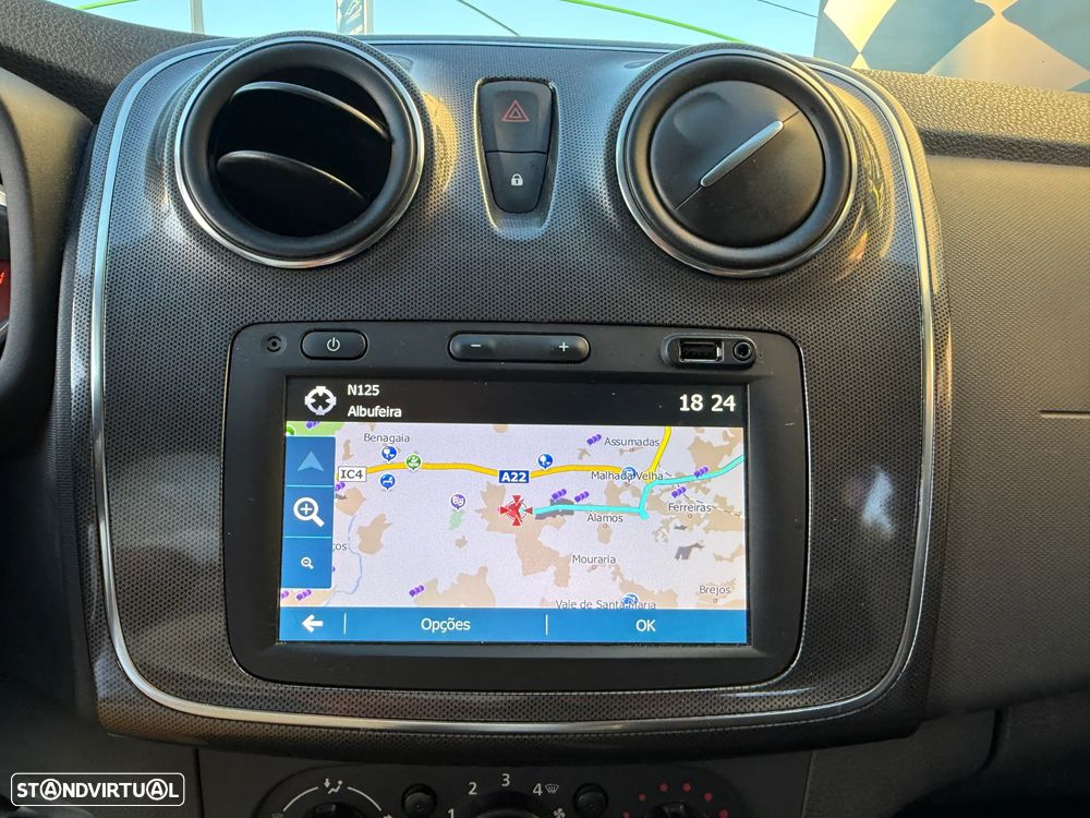 Dacia Sandero Stepway SCe 75 Essential - 26