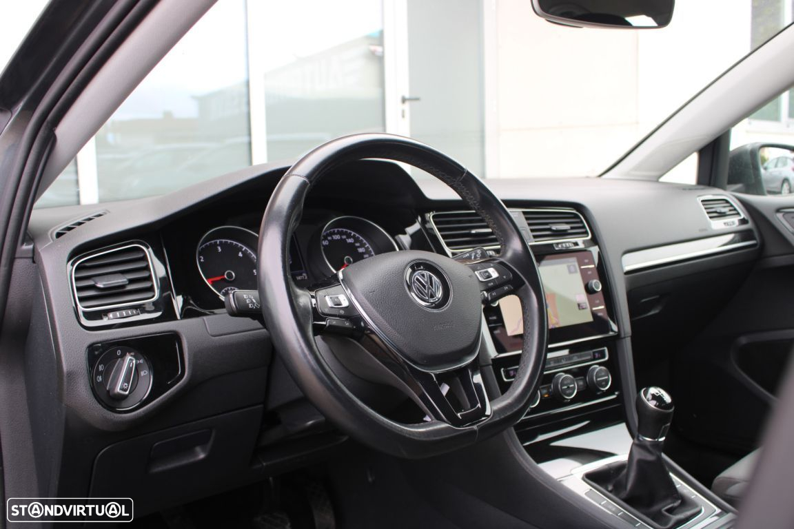VW Golf Variant 1.6 TDi Highline - 16