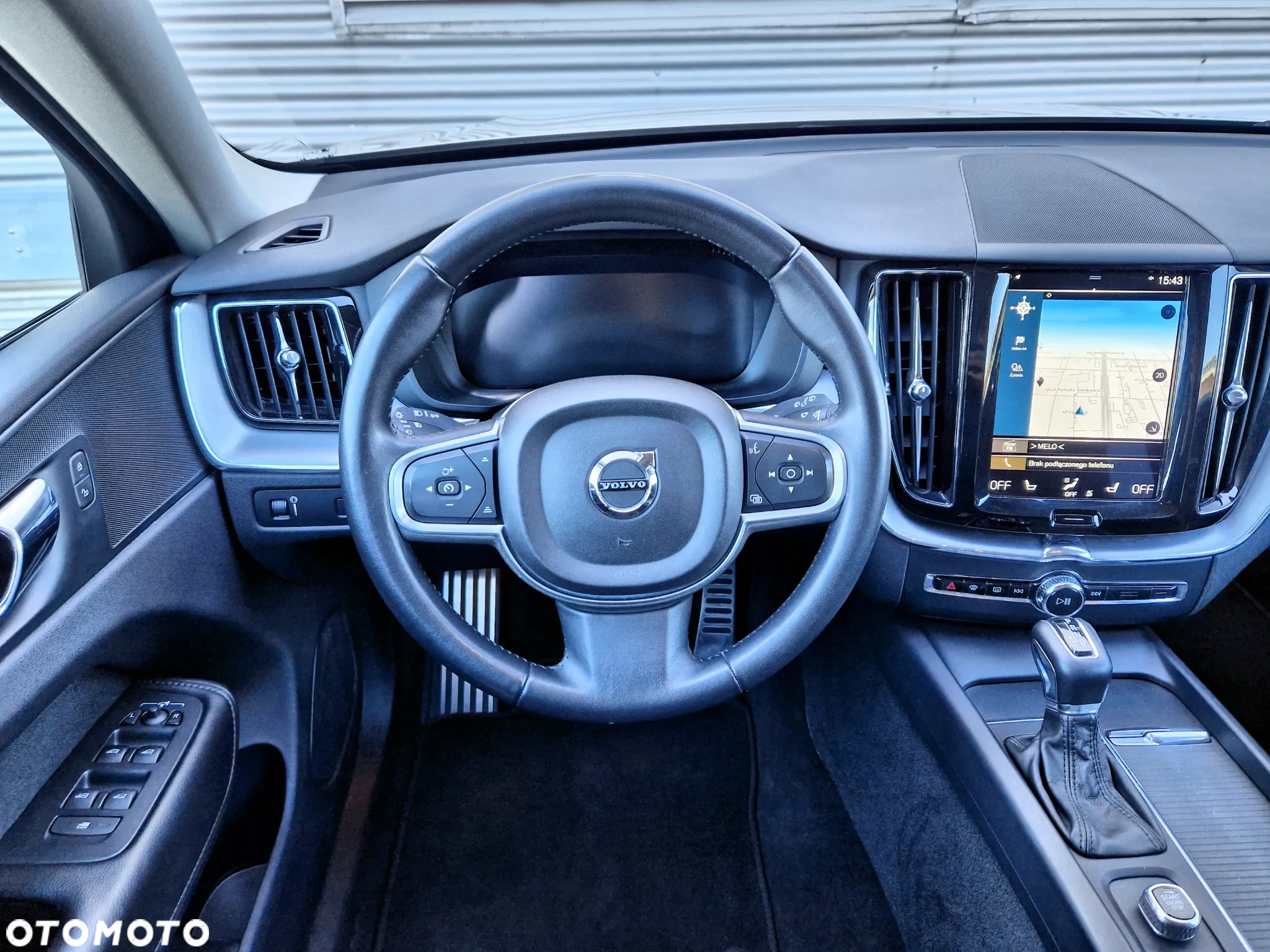Volvo XC 60 D4 SCR Momentum - 23