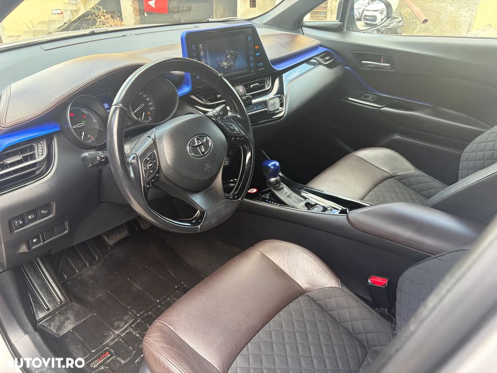 Toyota C-HR Business-Edition - 30