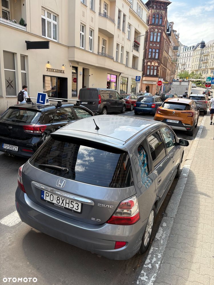 Honda Civic 2.0i Sport - 8