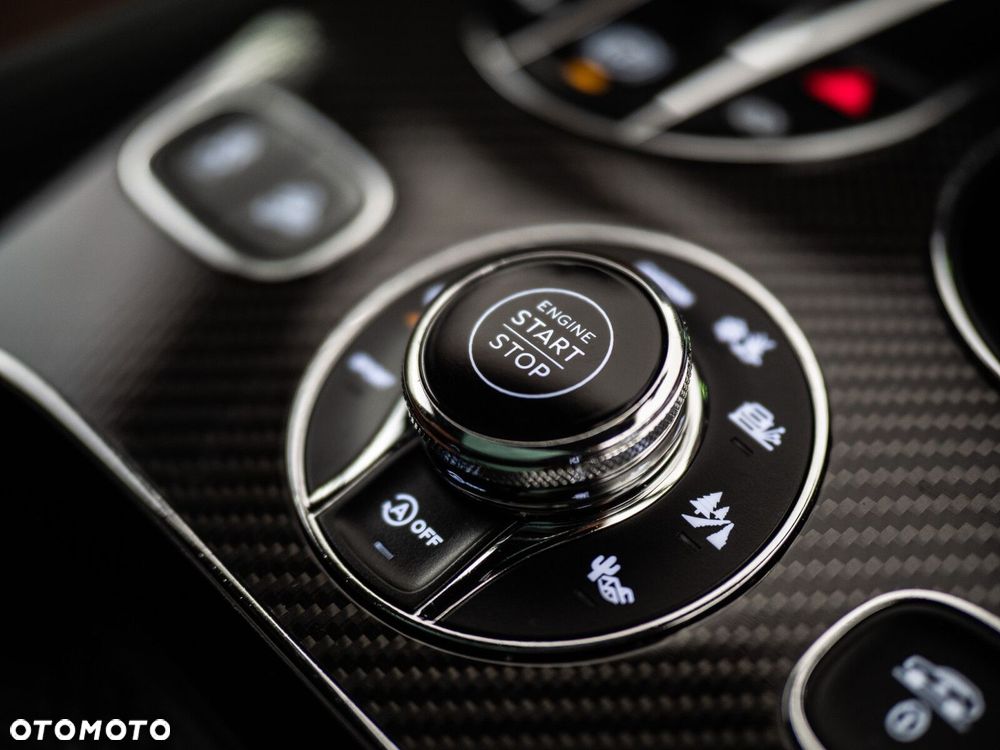 Bentley Bentayga - 38
