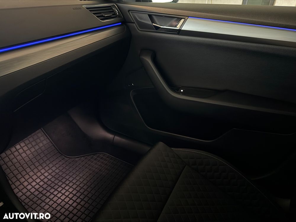 Skoda Superb 2.0 TDI DSG Style - 31