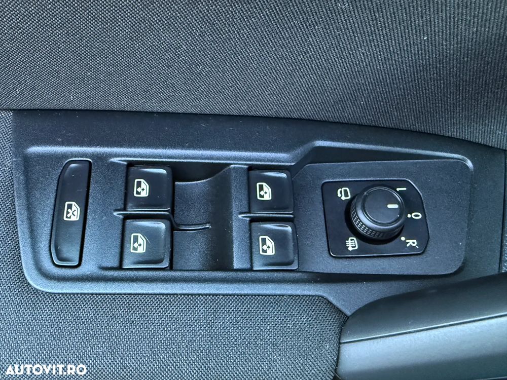 Volkswagen Tiguan - 13