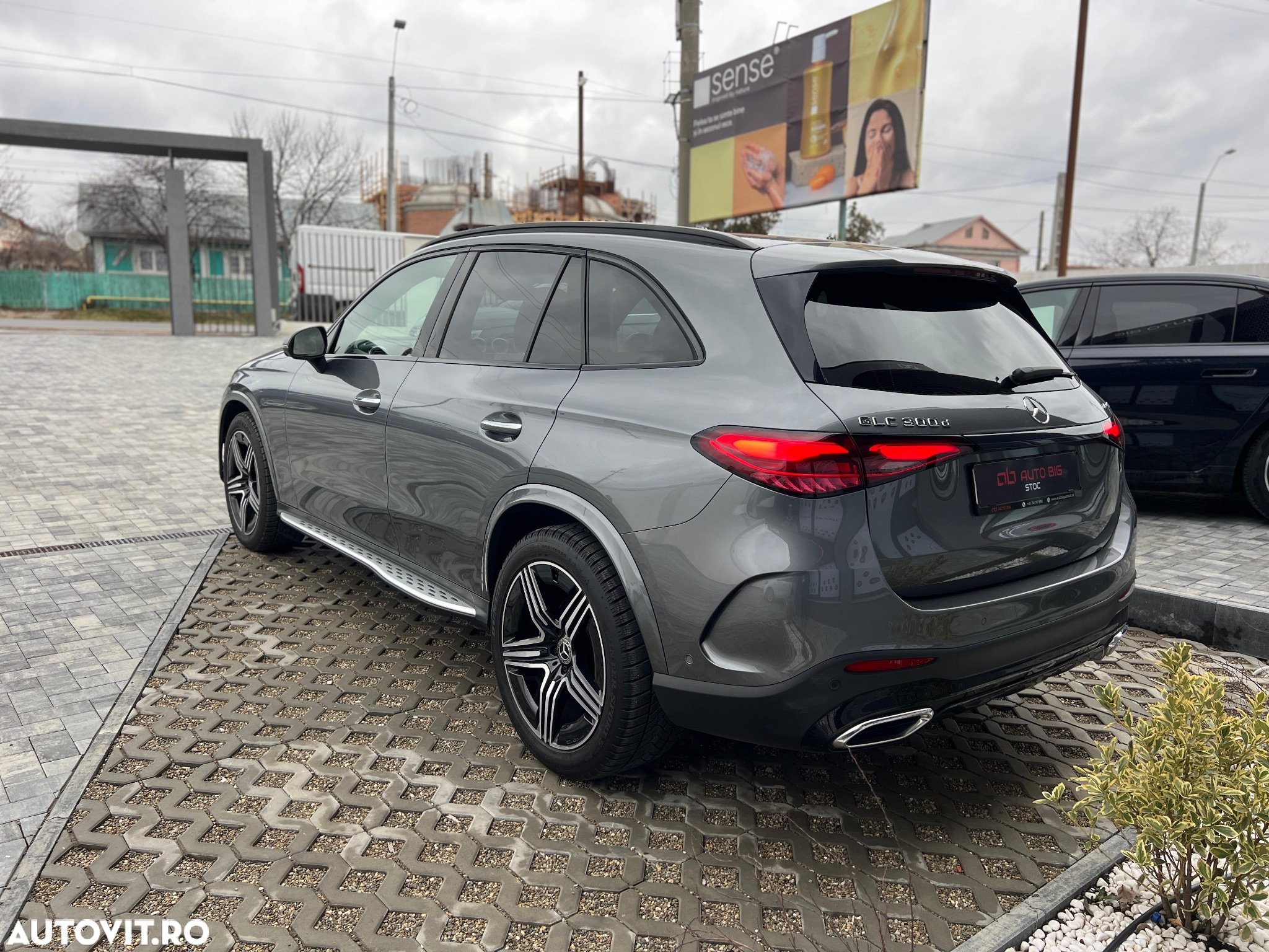 Mercedes-Benz GLC 300 d 4MATIC MHEV - 8