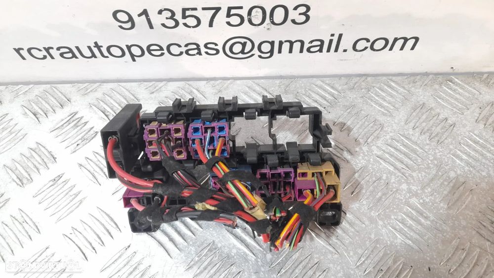 CAIXA FUSIVEIS FICHAS RELE AUDI A6 C6 4F0937503 AK2204258 AUDI TT TAMPA CAIXA FUSIVEIS PAINEL COMANDO CONTROLO - 2