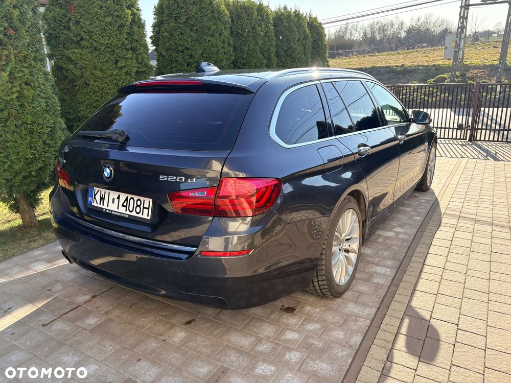 BMW Seria 5 520d Luxury Line - 2