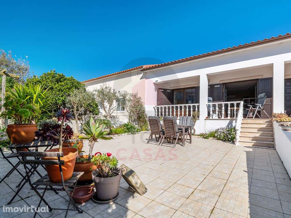 Moradia típica portuguesa no centro da Foz do Arelho - Grande imagem: 4/31