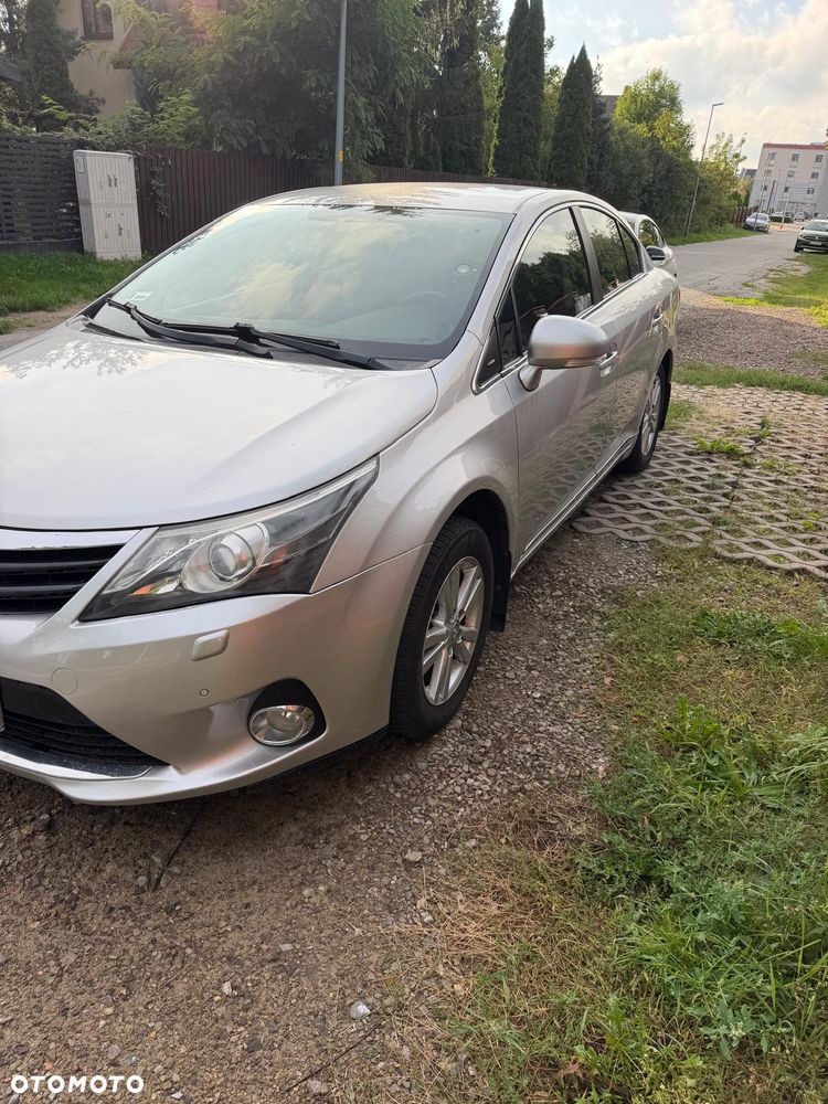 Toyota Avensis 2013 photo 4