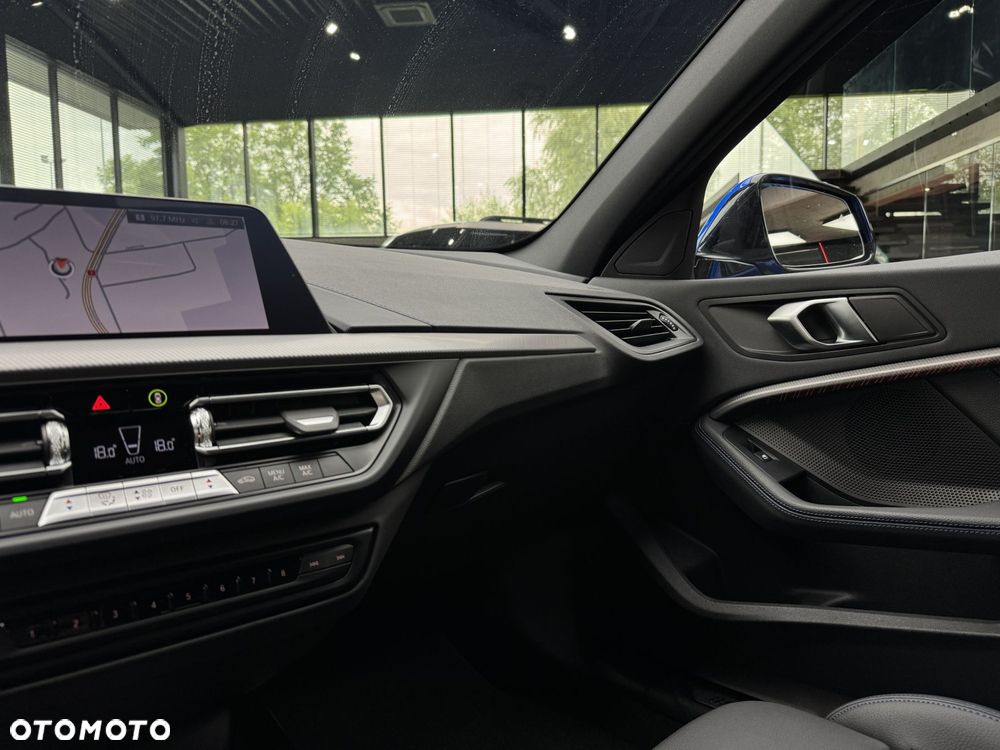 BMW Seria 1 120i M Sport sport - 29