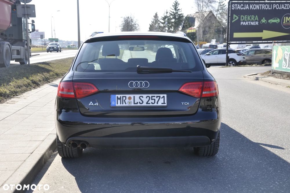 Audi A4 Avant 2.0 TDI DPF Attraction - 5