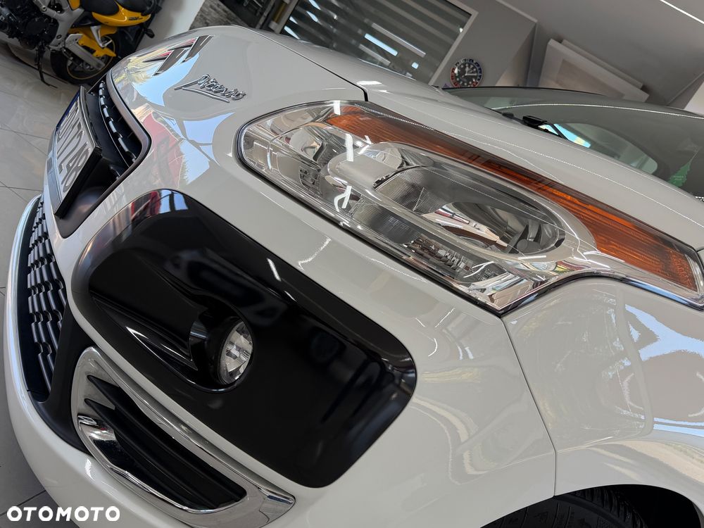 Citroën C3 Picasso 1.6i Exclusive - 30