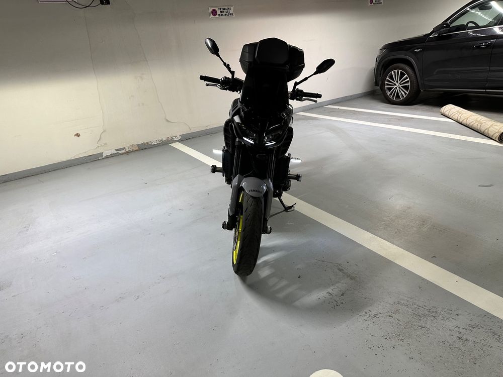 Yamaha MT - 12