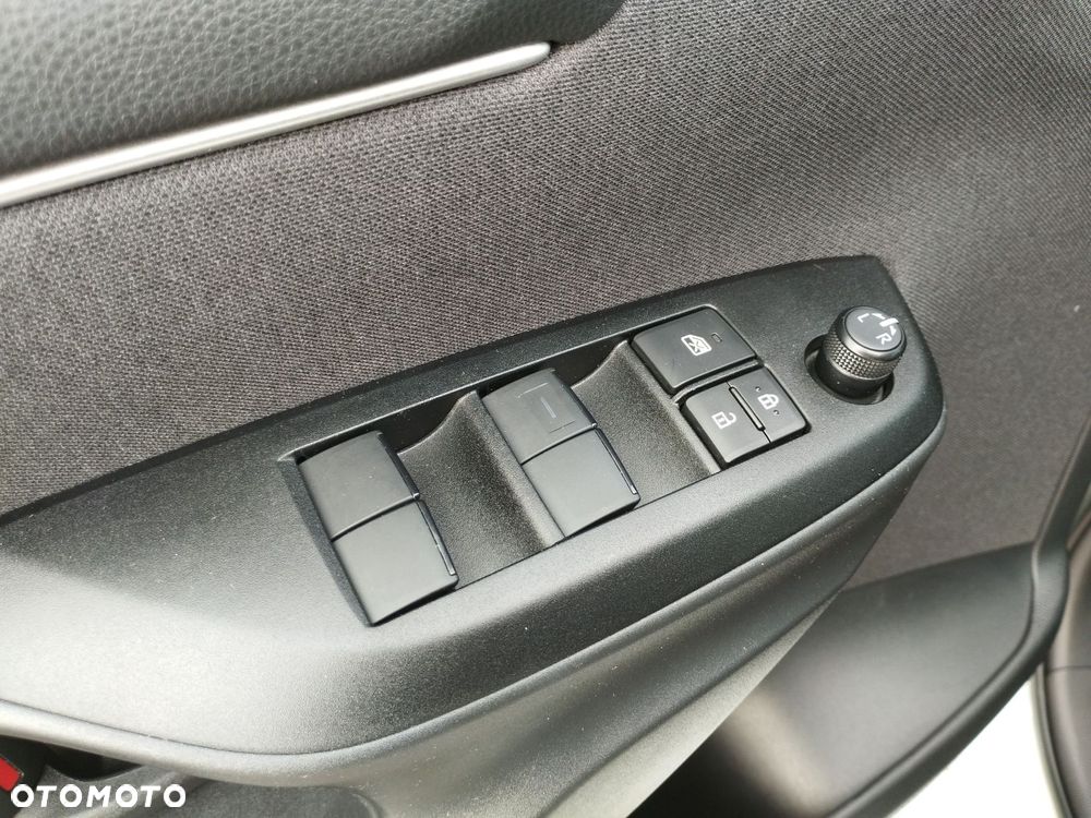 Toyota Yaris Hybrid 1.5 Style - 16