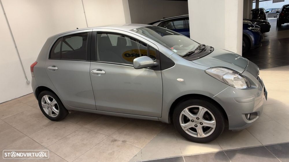 Toyota Yaris 1.4 D-4D Sol - 12