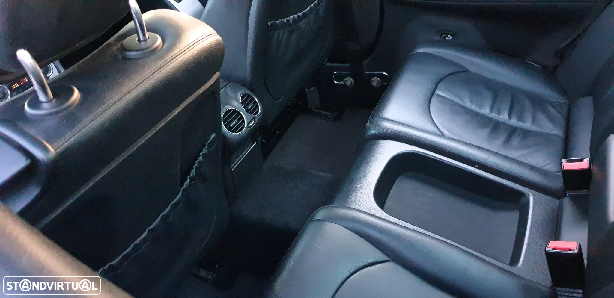 Mercedes-Benz CLK 220 CDi Avantgarde Aut. - 23