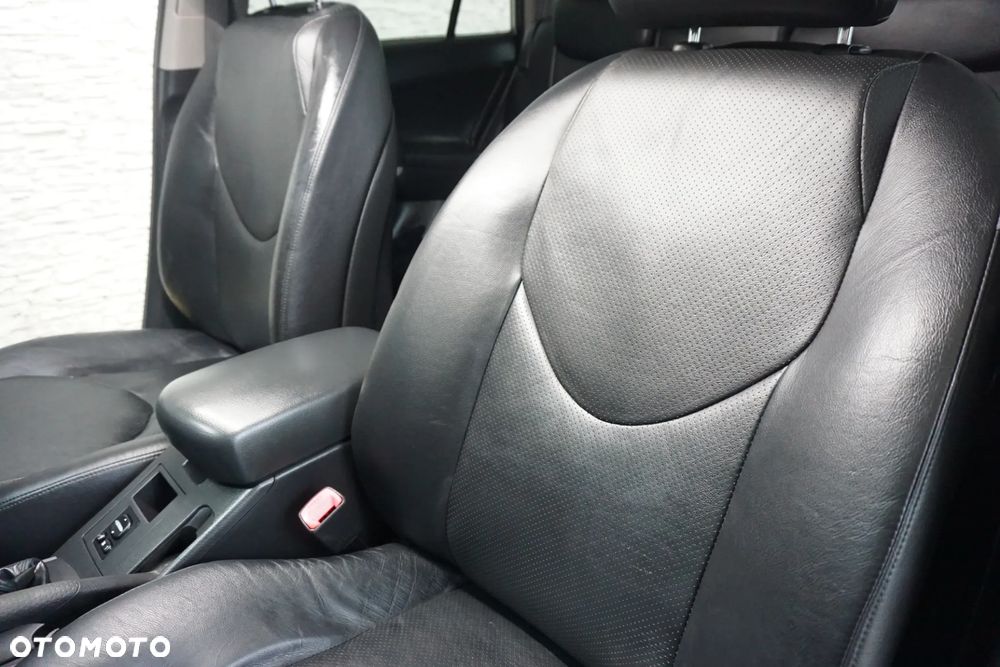 Toyota RAV4 2.2 D-CAT 4x4 Sol - 21