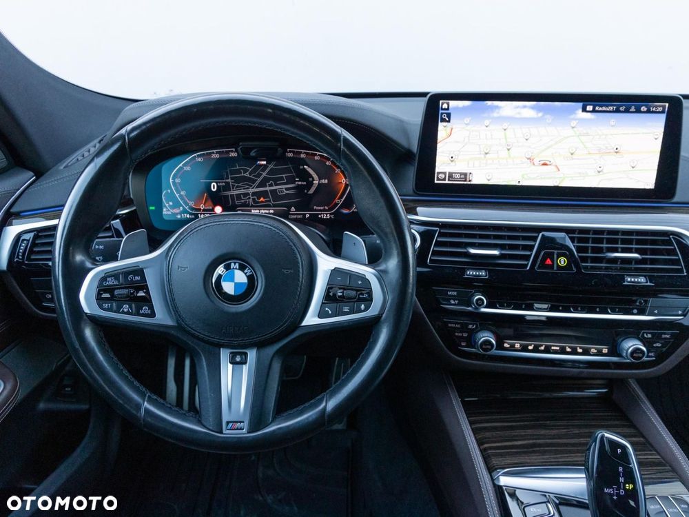 BMW 6GT - 10