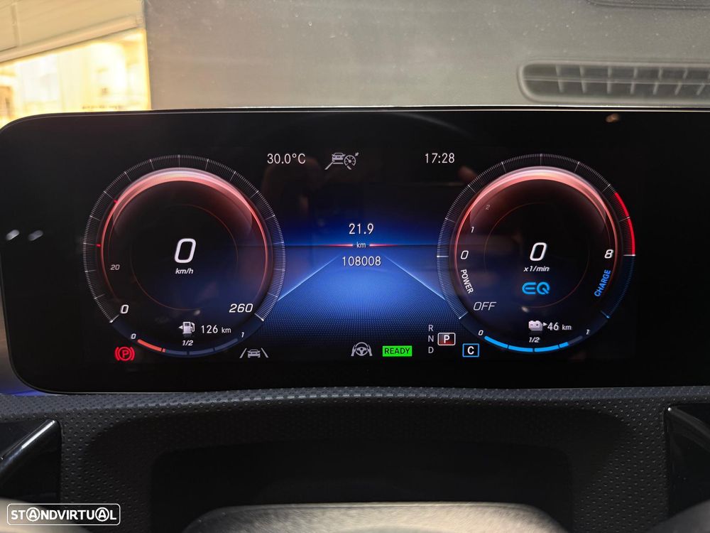 Mercedes-Benz A 250 e 8G-DCT AMG Line - 25