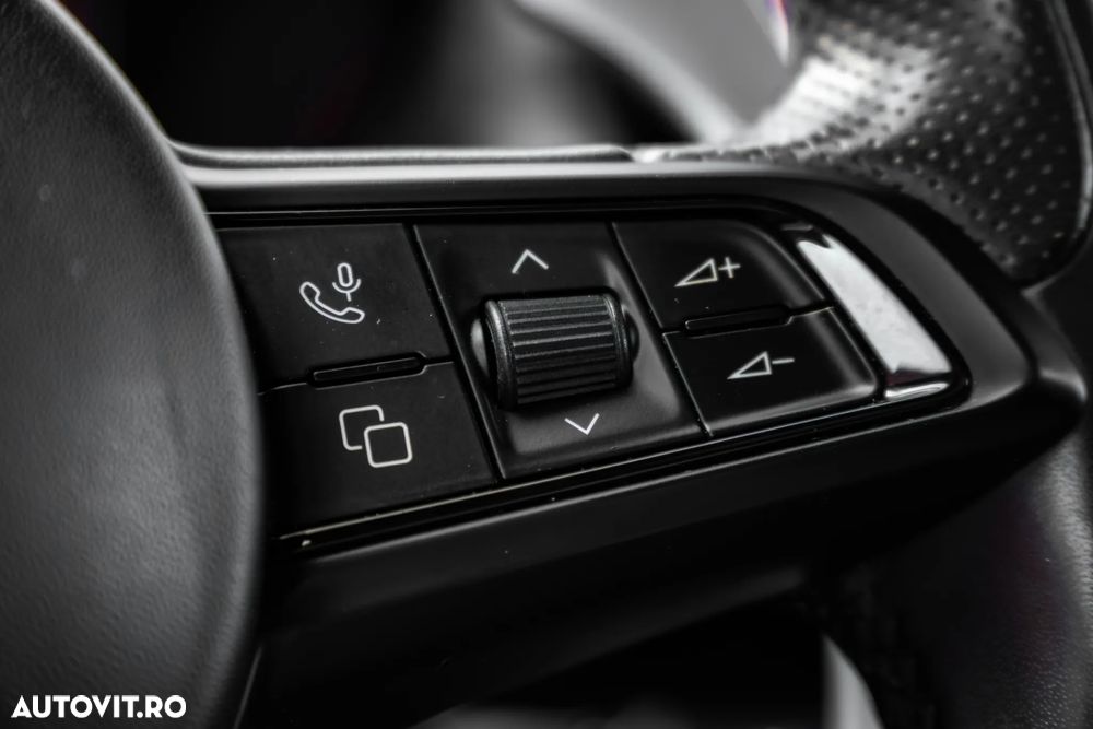 Alfa Romeo Tonale 1.5 FWD AT MHEV Veloce - 24