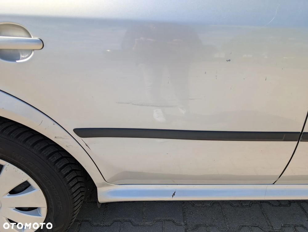 Skoda Octavia 1.6 Tour - 11