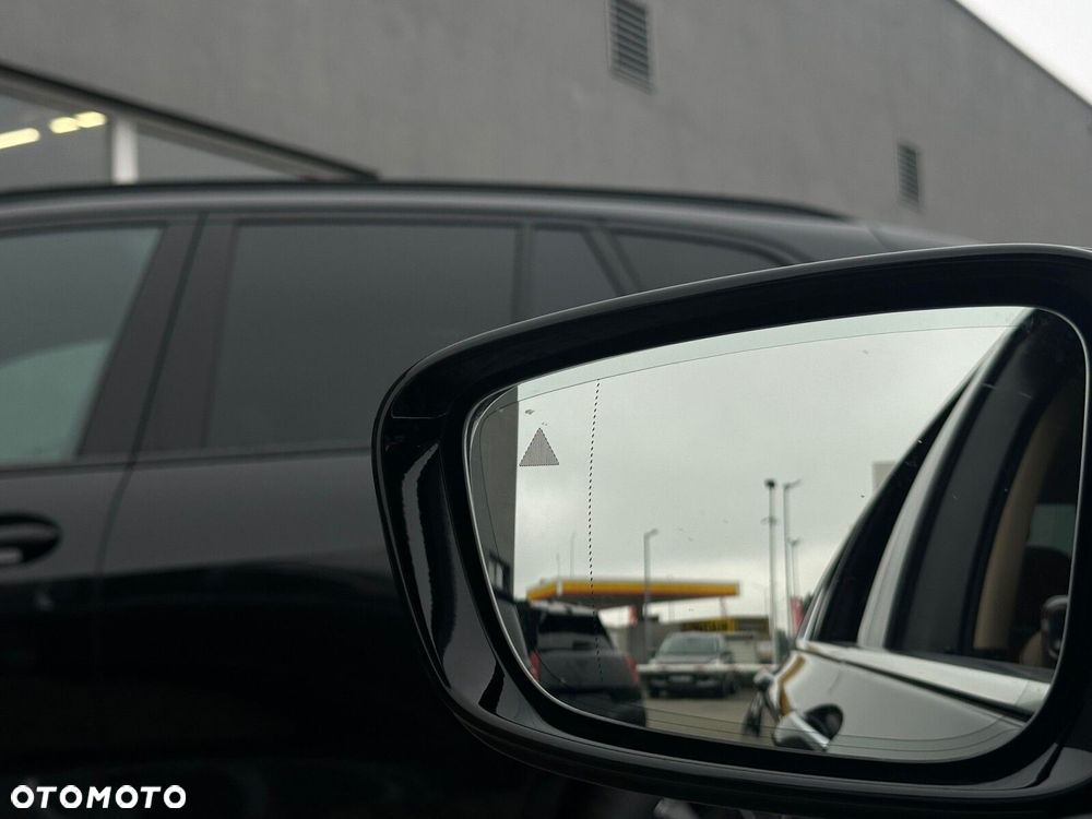 BMW Seria 7 740d xDrive - 27