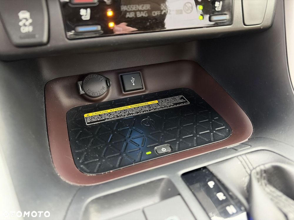 Toyota RAV4 2.5 Hybrid Executive 4x4 - 19