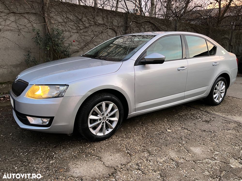 Skoda Octavia 1.6 TDI Active - 1