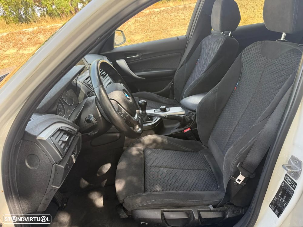 BMW 116 i Pack M - 8