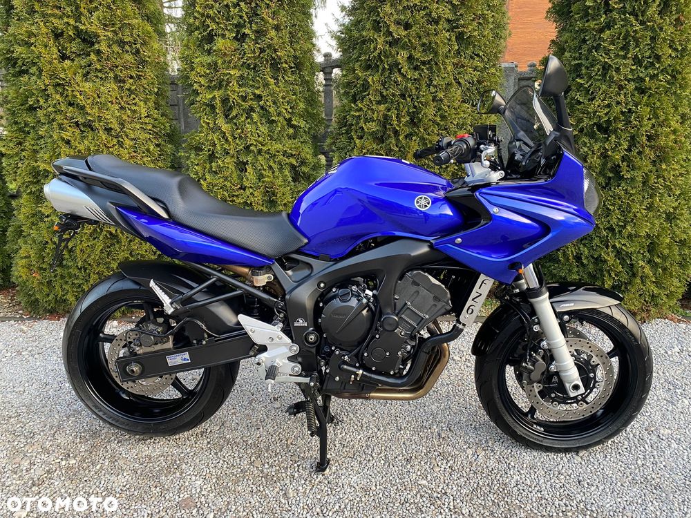 Yamaha FZ6 - 3