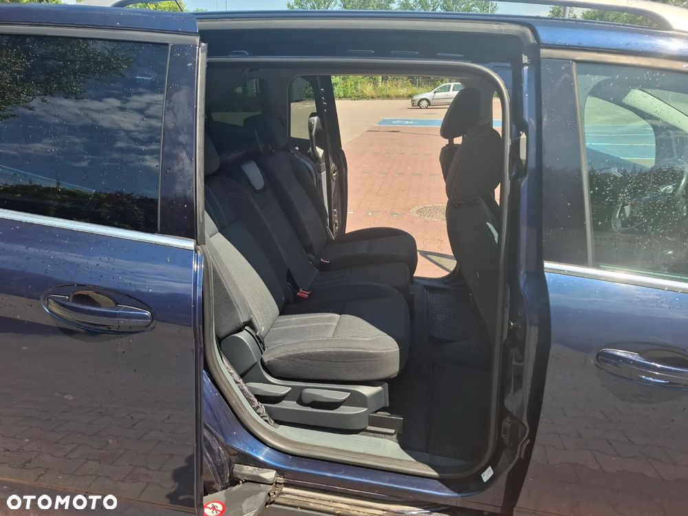 Ford Grand C-MAX - 10