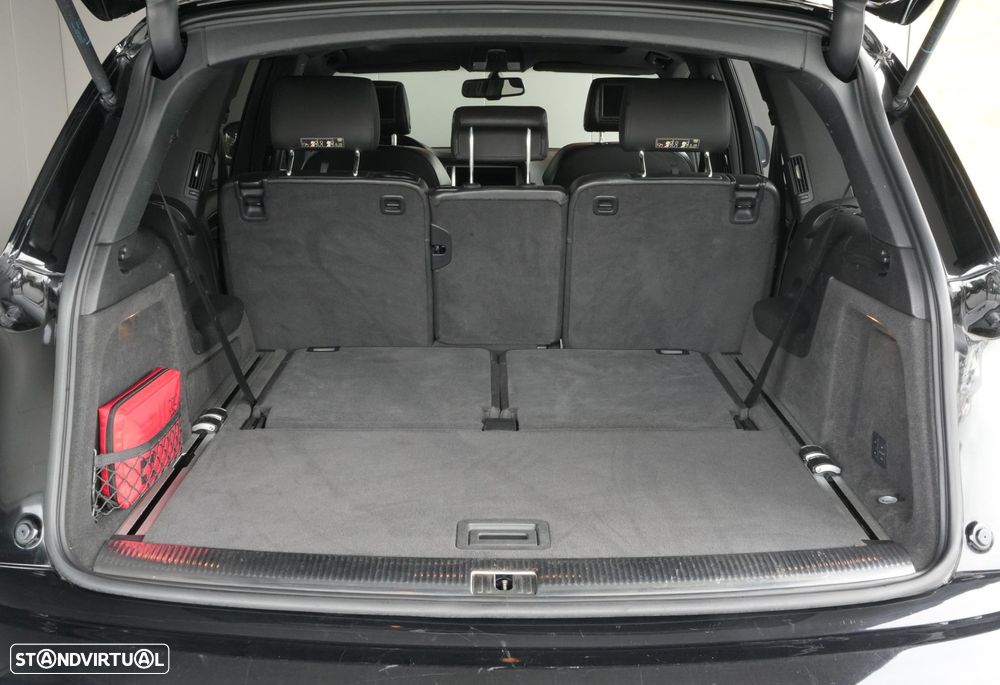 Audi Q7 3.0 TDi Tiptronic - 30