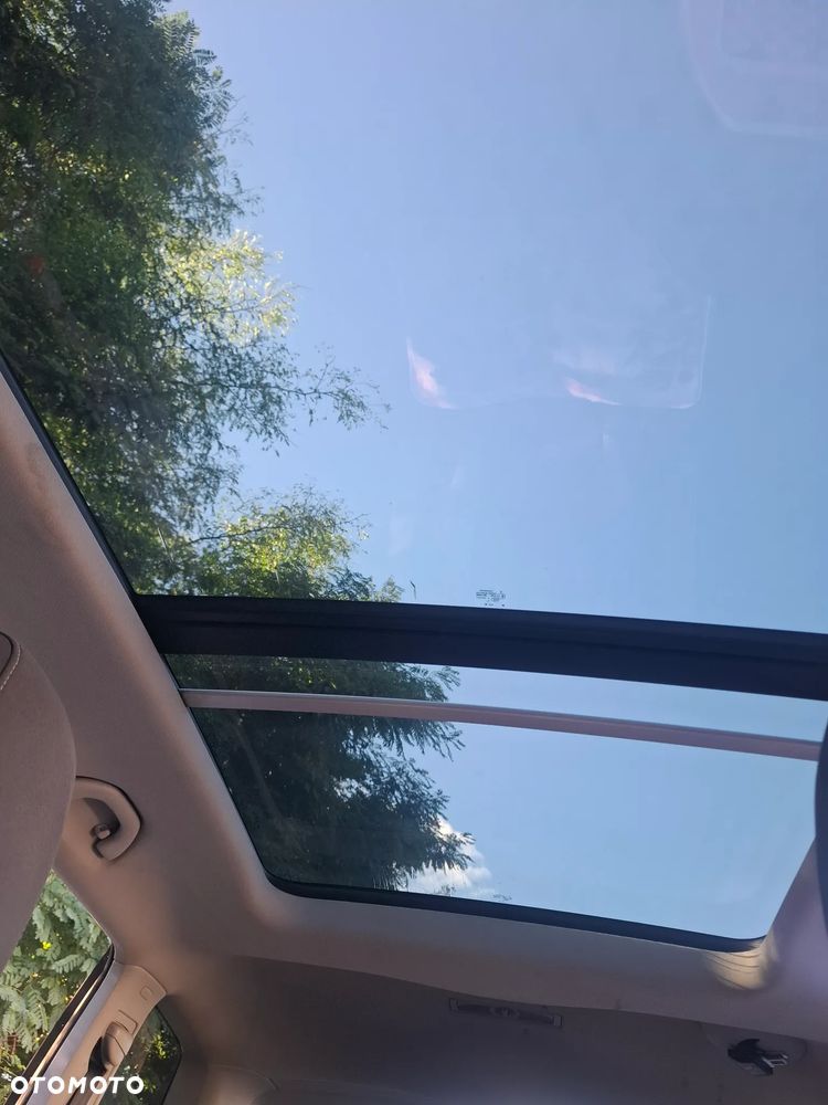 Volkswagen Tiguan - 15