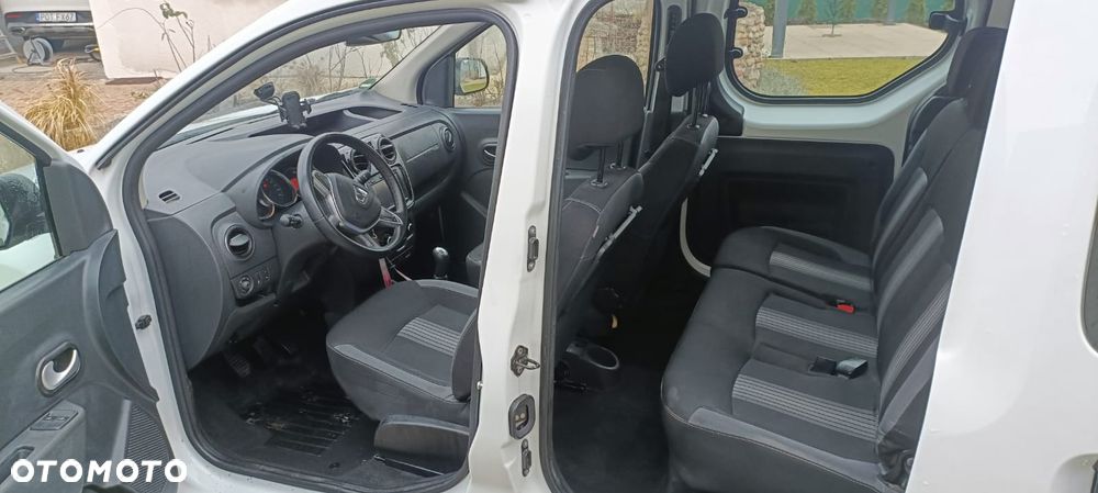 Dacia Dokker 1.6 SCe Stepway - 9