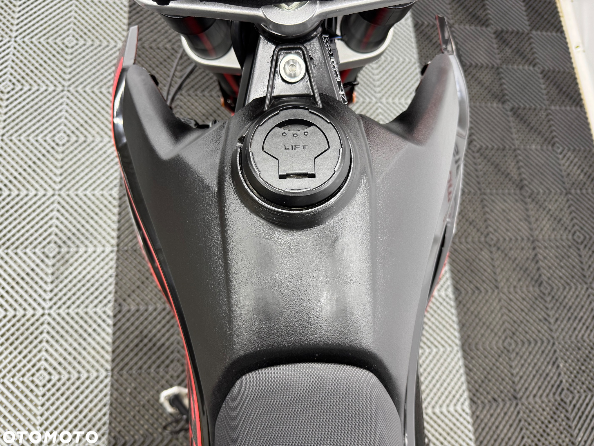 Mondial SMX - 27