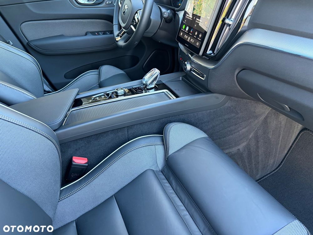 Volvo XC 60 - 23