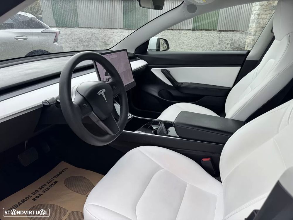 Tesla Model 3 Standard Range Plus RWD - 14