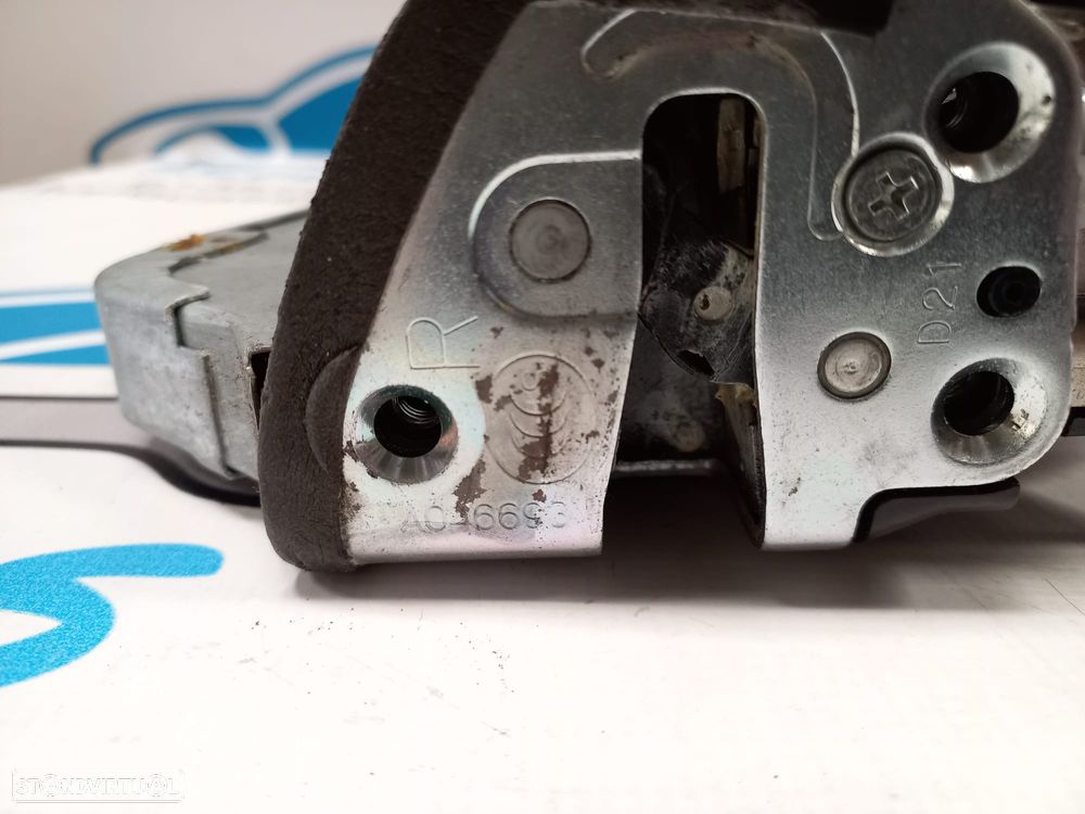 FECHO FECHADURA PORTA FRENTE FRONTAL DIREITA A046693 TOYOTA AVENSIS T25 T27 AURIS YARIS COROLLA RAV4 - 6