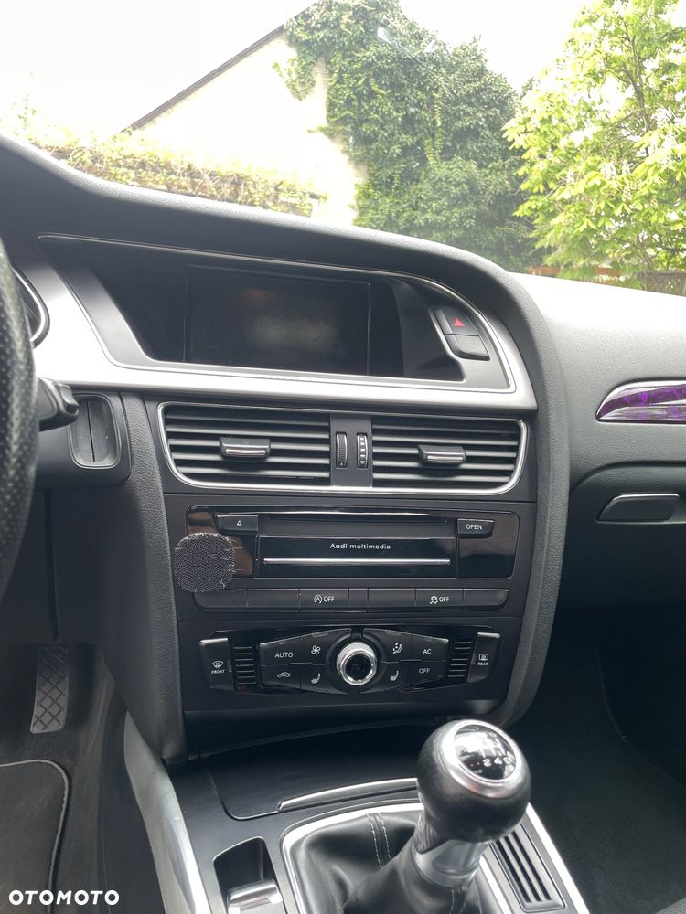 Audi A4 Avant 2.0 TDI DPF S line Sportpaket - 22