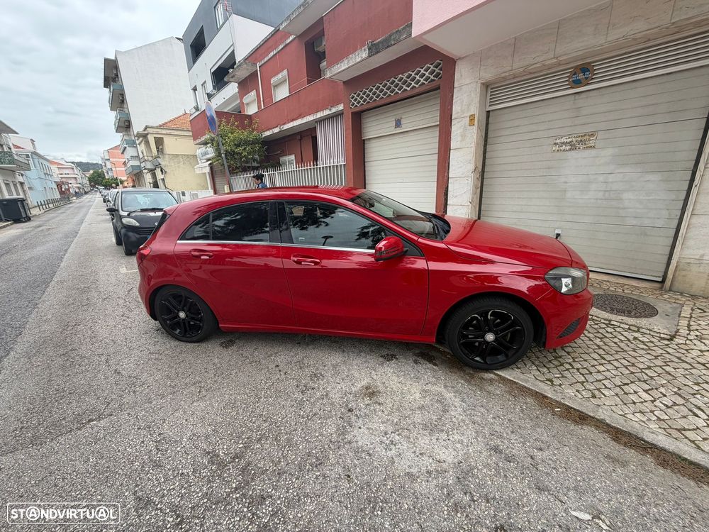 Mercedes-Benz A 180 CDI BlueEFFICIENCY - 2